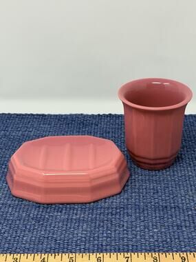 Vintage Pfaltzgraff Mauve Pink Soap Dish And Bathroom Cup